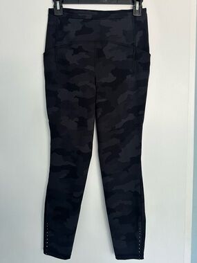 lululemon athletica Black & Dark Gray Camo Leggings